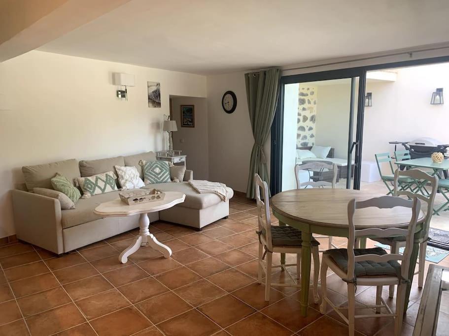 Appartement Bas De Maison Lavilledieu  외부 사진