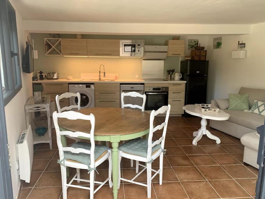 Appartement Bas De Maison Lavilledieu  외부 사진